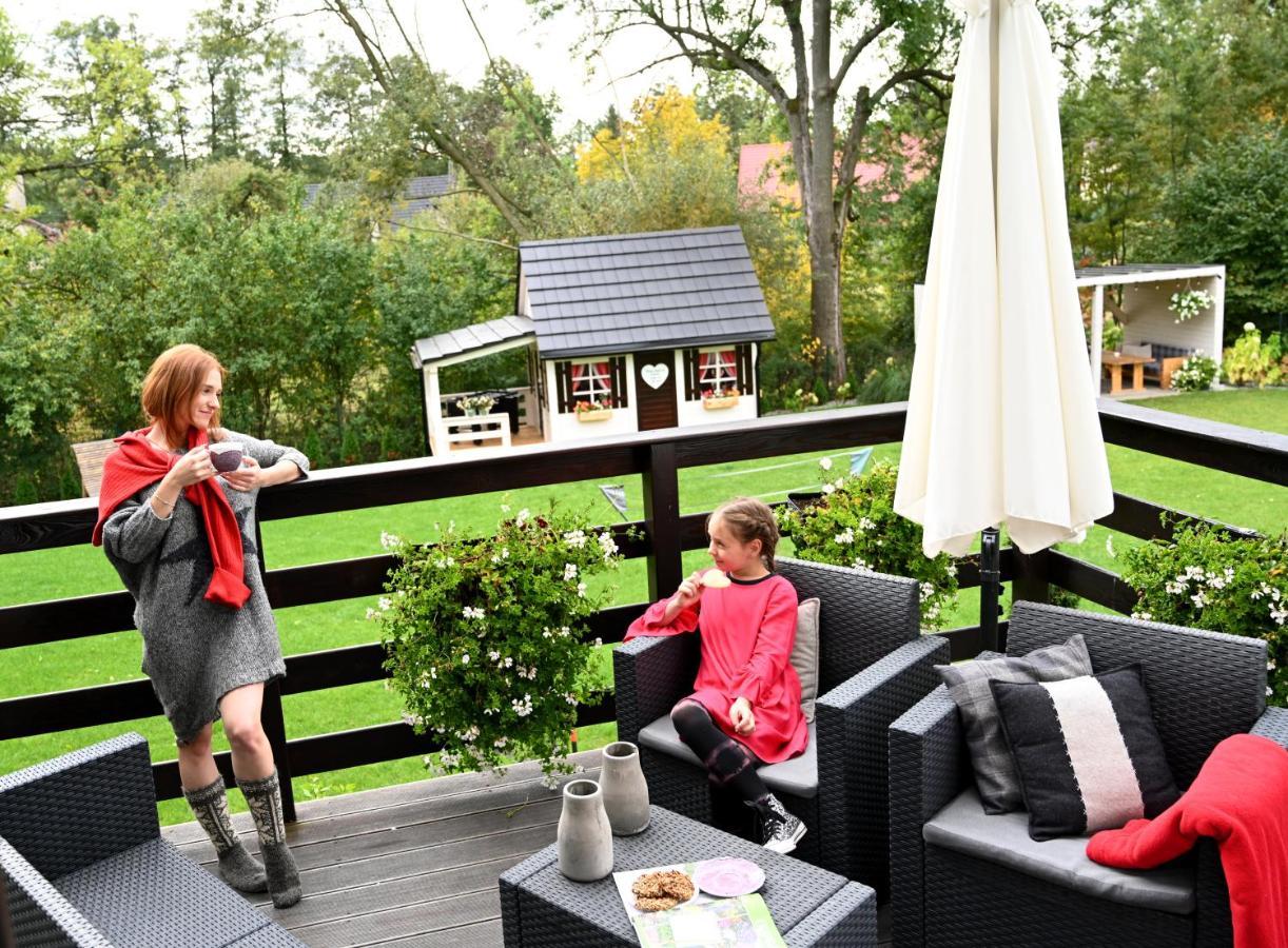 Apartamenty U Harrego II Przy Stawie Spa Klimatyzacja,Balkon,Sauna , Balia, Ogrod,Parking Kudowa Zdroj Luaran gambar