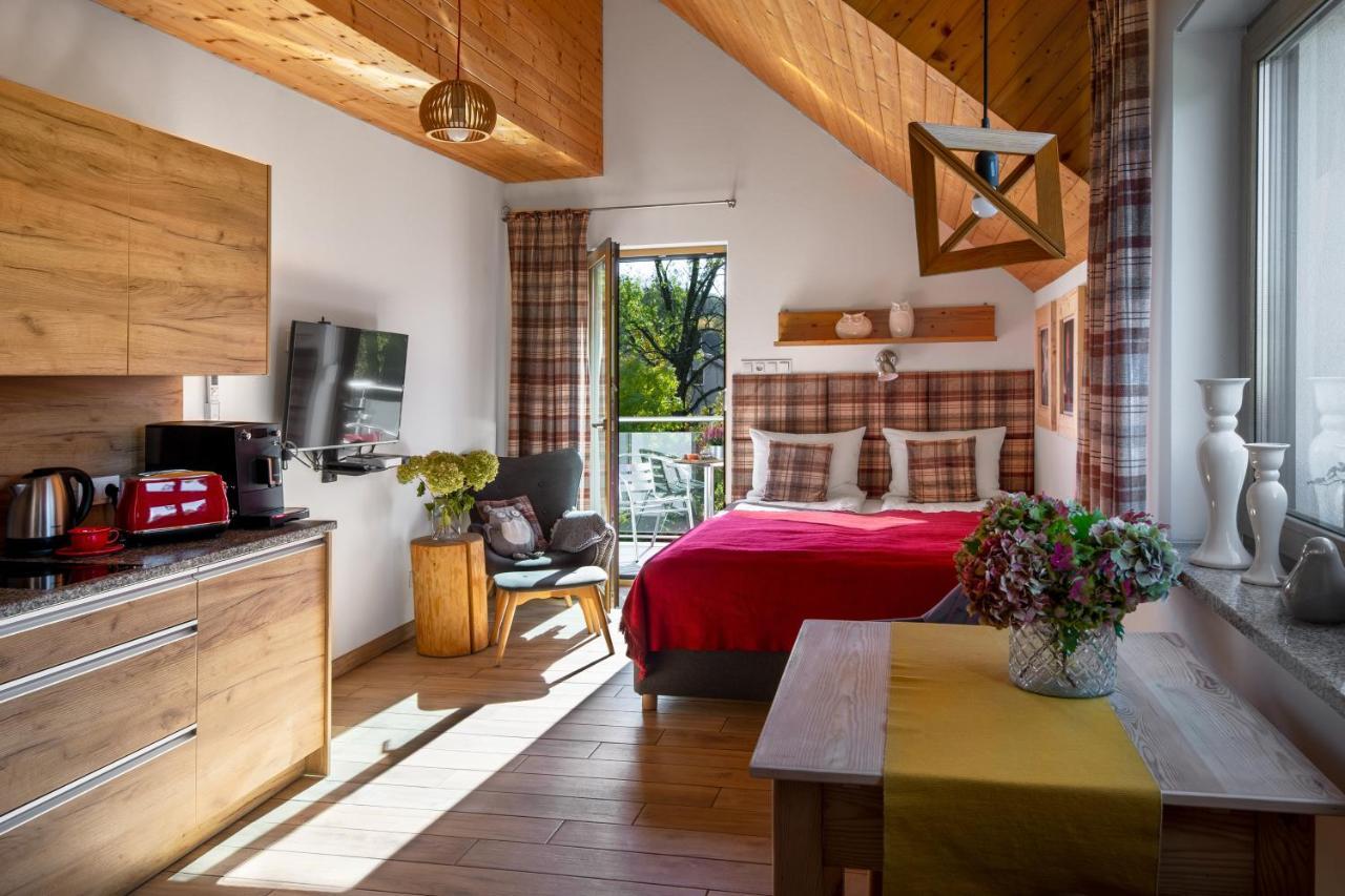 Apartamenty U Harrego II Przy Stawie Spa Klimatyzacja,Balkon,Sauna , Balia, Ogrod,Parking Kudowa Zdroj Luaran gambar