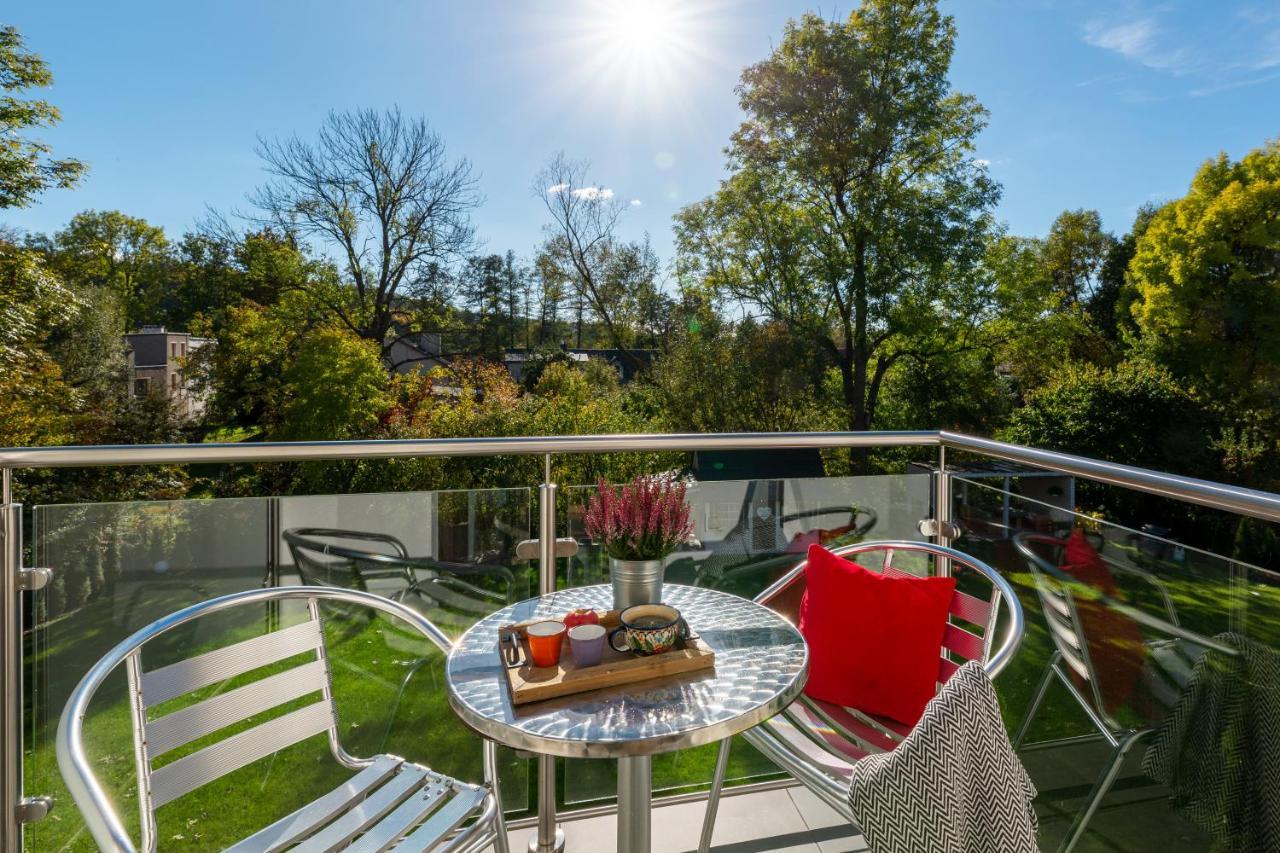 Apartamenty U Harrego II Przy Stawie Spa Klimatyzacja,Balkon,Sauna , Balia, Ogrod,Parking Kudowa Zdroj Luaran gambar
