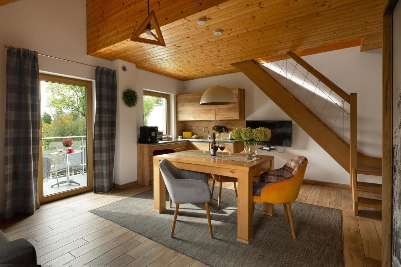 Apartamenty U Harrego II Przy Stawie Spa Klimatyzacja,Balkon,Sauna , Balia, Ogrod,Parking Kudowa Zdroj Luaran gambar