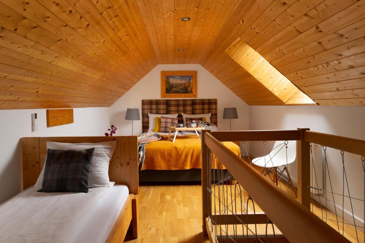 Apartamenty U Harrego II Przy Stawie Spa Klimatyzacja,Balkon,Sauna , Balia, Ogrod,Parking Kudowa Zdroj Luaran gambar