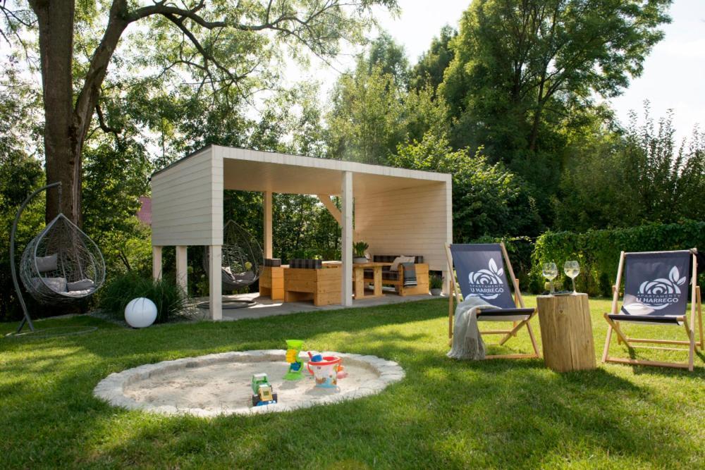 Apartamenty U Harrego II Przy Stawie Spa Klimatyzacja,Balkon,Sauna , Balia, Ogrod,Parking Kudowa Zdroj Luaran gambar